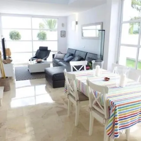 Marc 6 Holiday home